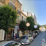 Studette indépendante Hyères Gare Particulier
